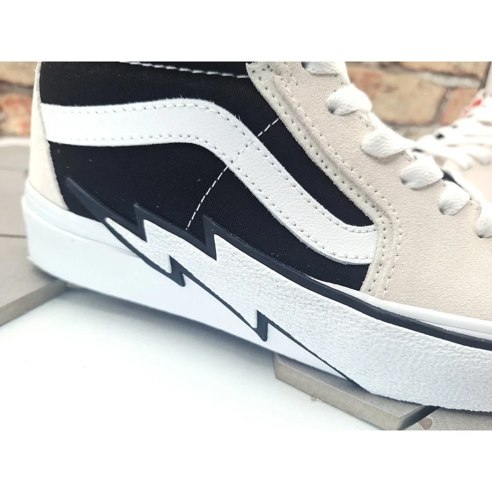 Vans Sk8-Hi Bolt Antique White Black Lightning 2022 Men Sz 6.5 / Women Sz 8.0